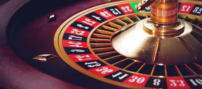 Benefits of Playing Online Casino